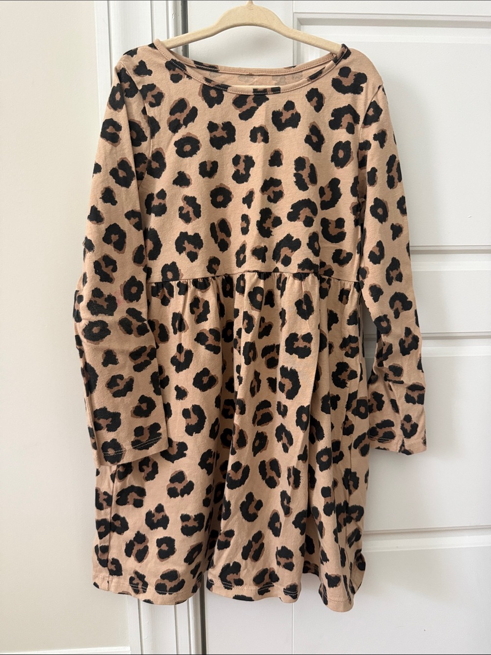 H&M Beige and Black Leopard Print Long Sleeve Dress